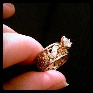 Custom wide floral artcarved diamond  ring